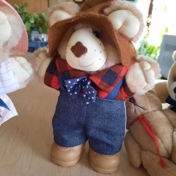 Vintage 80's Wendy's FURSKINS 7" Bears - Farrell, Hattie Set of 2 + extras! - Picture 7 of 16